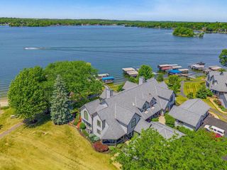 W177S7495 Harbor CIRCLE, Muskego, WI 53150