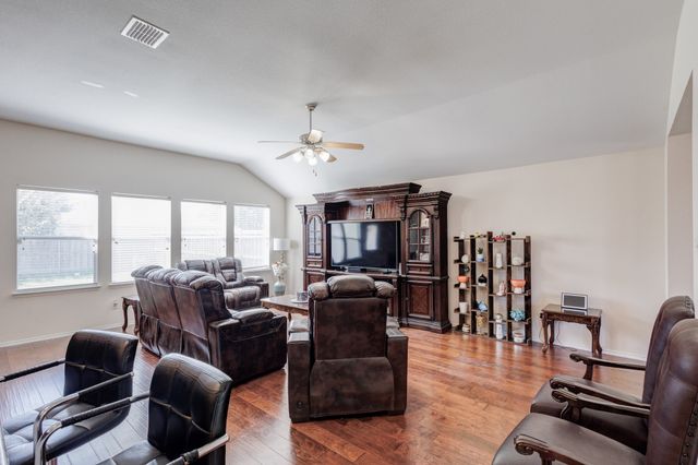 319 Highland View Drive, Wylie, TX 75098