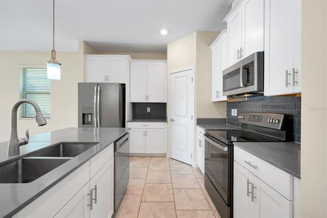 1425 HAPPY BIRD LANE, Winter Springs, FL 32708