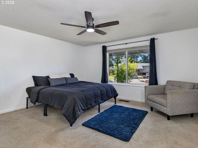15550 Nw OAK HILLS Dr, Beaverton, OR 97006