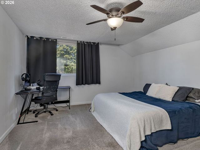 15550 Nw OAK HILLS Dr, Beaverton, OR 97006