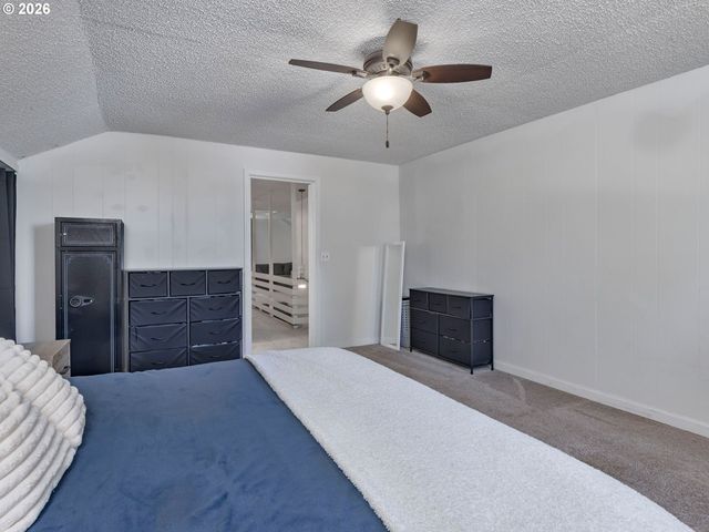 15550 Nw OAK HILLS Dr, Beaverton, OR 97006