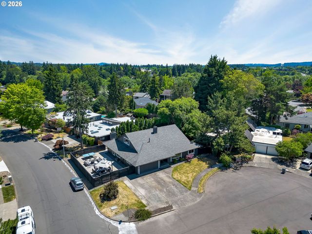 15550 Nw OAK HILLS Dr, Beaverton, OR 97006