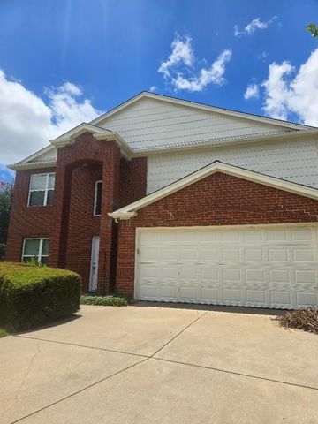 204 Edmundson Court, Arlington, TX 76002