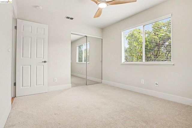 25570 Brookshire Dr, Castro Valley, CA 94552