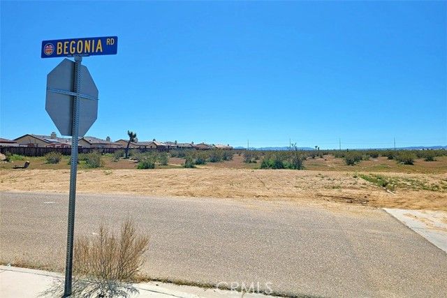 5 Palmdale, Adelanto, CA 92301