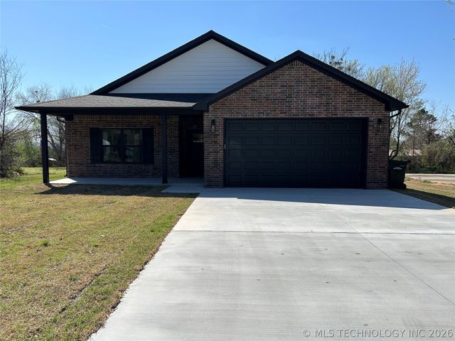 503 Cemetery Road, Fort Gibson, OK 74434