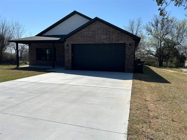 503 Cemetery Road, Fort Gibson, OK 74434