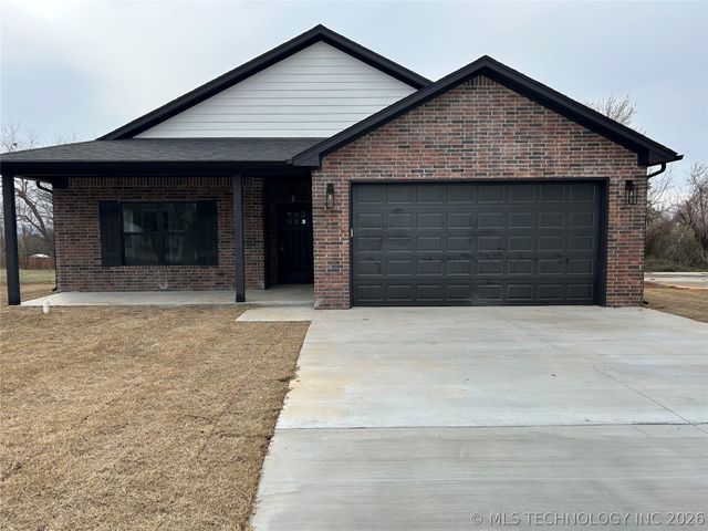 503 Cemetery Road, Fort Gibson, OK 74434