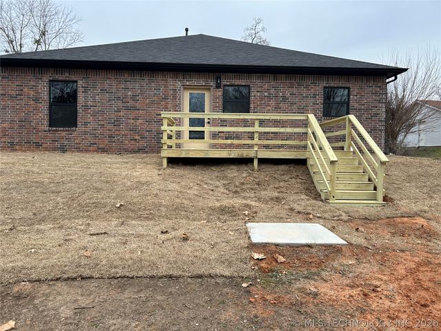 503 Cemetery Road, Fort Gibson, OK 74434