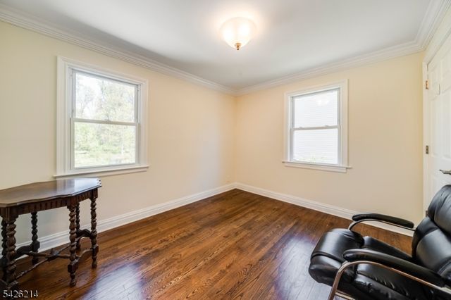 61 Beechwood Rd, Florham Park Boro, NJ 07932