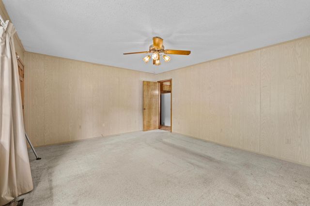 11 Warren Dr, Little Rock, AR 72209