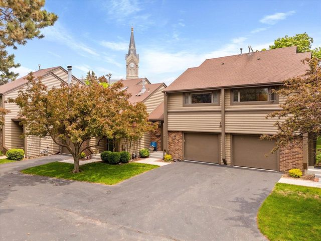 428 N Wisconsin STREET, Port Washington, WI 53074
