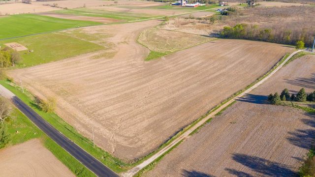 5312 BEECHNUT DRIVE, Kewaskum, WI 53040