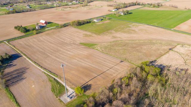 5312 BEECHNUT DRIVE, Kewaskum, WI 53040