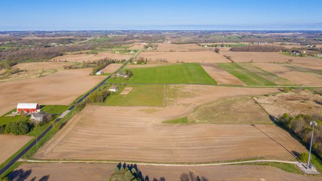 5312 BEECHNUT DRIVE, Kewaskum, WI 53040
