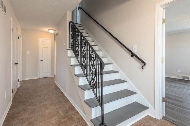 2718 KATE BOND RD, Memphis, TN 38133