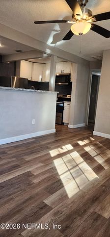 2181 W 17TH Street, Jacksonville, FL 32209