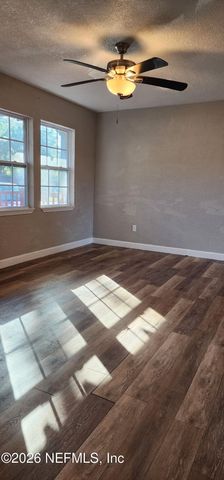 2181 W 17TH Street, Jacksonville, FL 32209