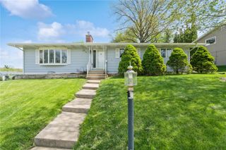 320 Eastland Drive SE, Cedar Rapids, IA 52403
