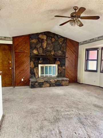 5540 S Palisade St, Wichita, KS 67217