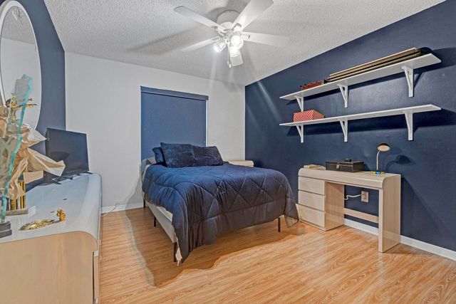 11876 NW 55th St, Coral Springs, FL 33076
