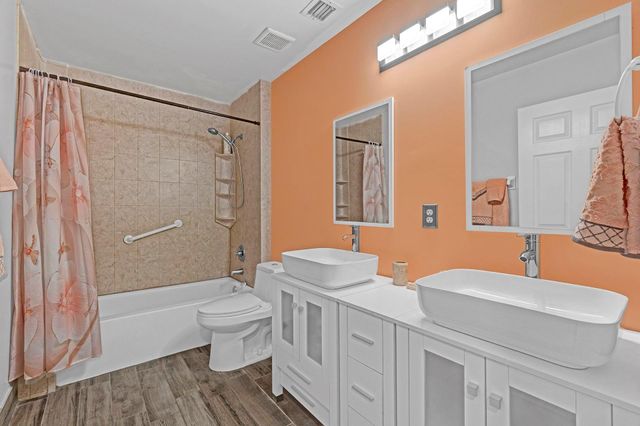 11876 NW 55th St, Coral Springs, FL 33076