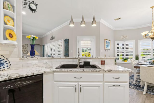 11852 Grand Harbor Boulevard, Montgomery, TX 77356