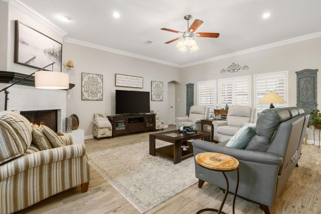 11852 Grand Harbor Boulevard, Montgomery, TX 77356