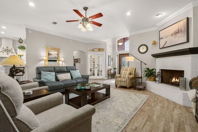11852 Grand Harbor Boulevard, Montgomery, TX 77356