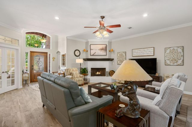 11852 Grand Harbor Boulevard, Montgomery, TX 77356