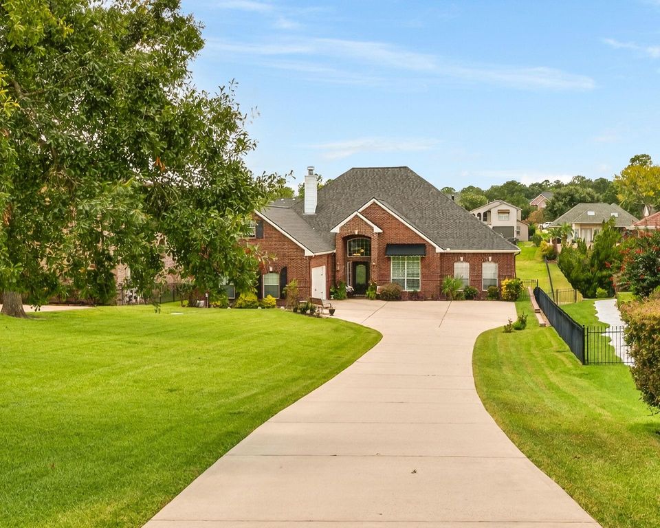 11852 Grand Harbor Boulevard, Montgomery, TX 77356