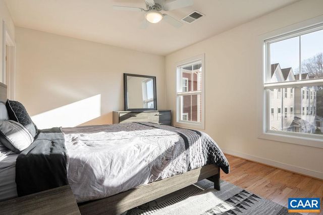 103 Longwood Dr Apt E, Charlottesville, VA 22903