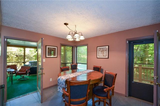 86 Bailey Drive SW, Lilburn, GA 30047