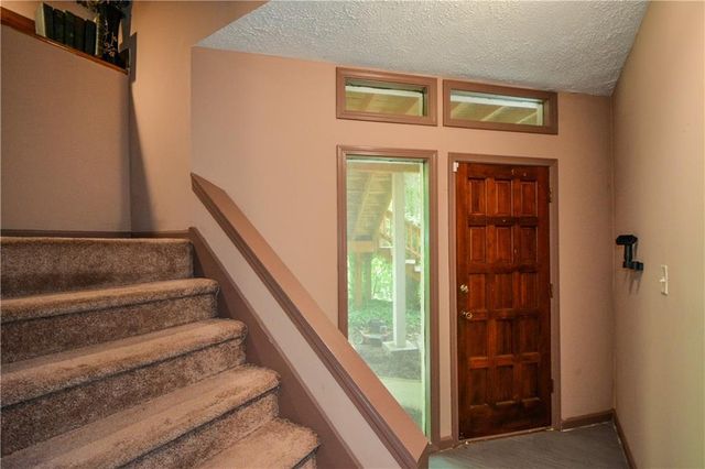 86 Bailey Drive SW, Lilburn, GA 30047