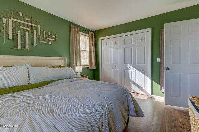 35 Broadway, Amsterdam, NY 12010