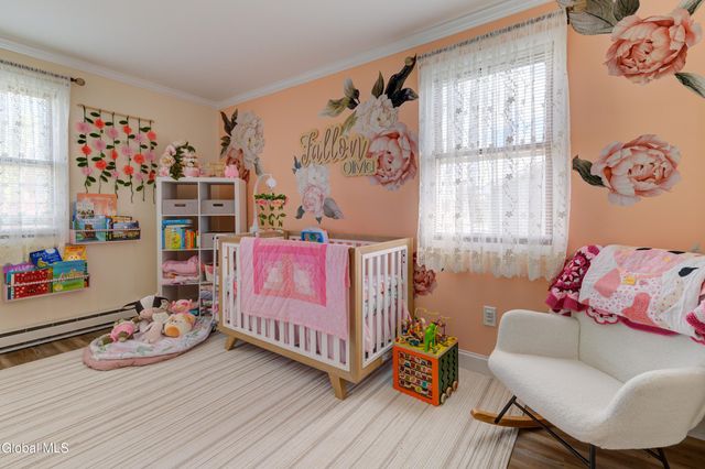 35 Broadway, Amsterdam, NY 12010