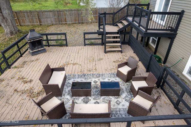 35 Broadway, Amsterdam, NY 12010