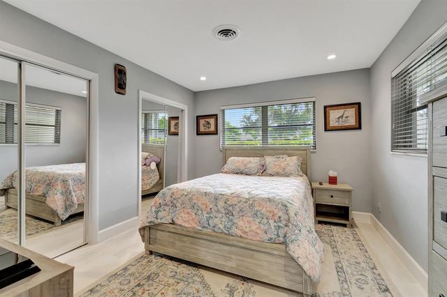 4450 NE 23RD Avenue, Lighthouse Point, FL 33064