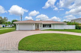 4450 NE 23RD Avenue, Lighthouse Point, FL 33064