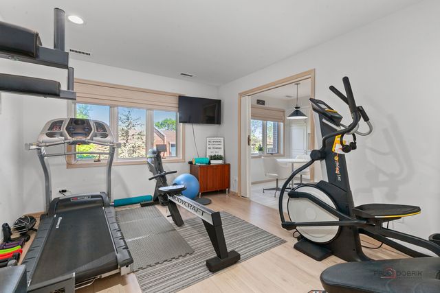 1000 Deerfield Road 303, Highland Park, IL 60035