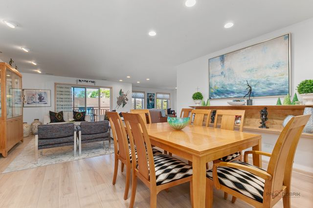 1000 Deerfield Road 303, Highland Park, IL 60035