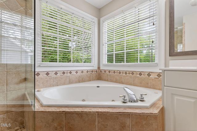 205 Chilcott Lane, Apex, NC 27502