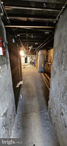 877 BRUNSWICK AVE, Trenton, NJ 08638