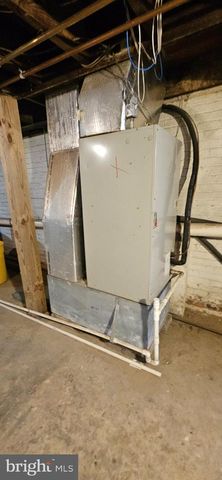 877 BRUNSWICK AVE, Trenton, NJ 08638