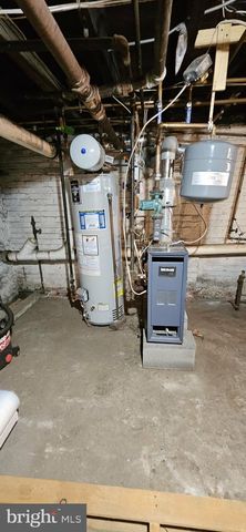 877 BRUNSWICK AVE, Trenton, NJ 08638