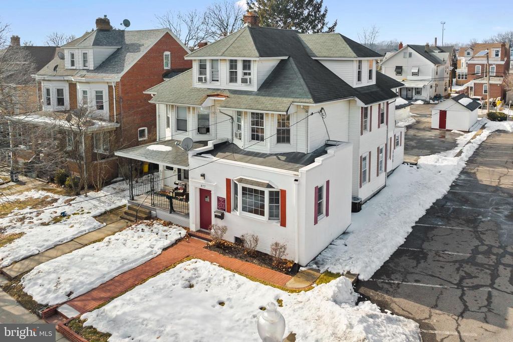 877 BRUNSWICK AVE, Trenton, NJ 08638