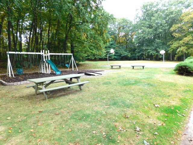 15 Pine Needle Drive A, Stratford, CT 06614