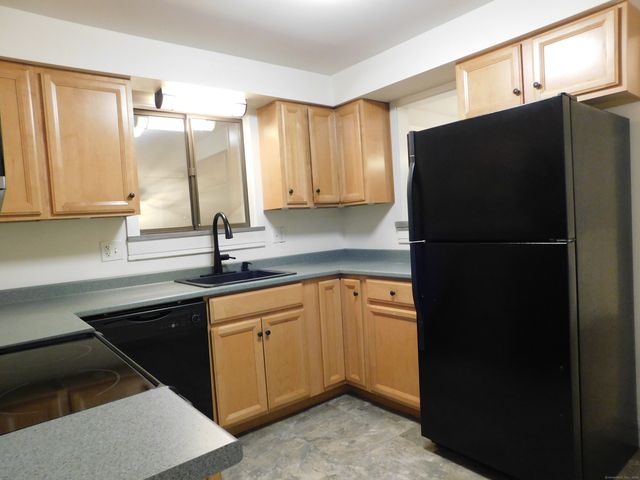 15 Pine Needle Drive A, Stratford, CT 06614