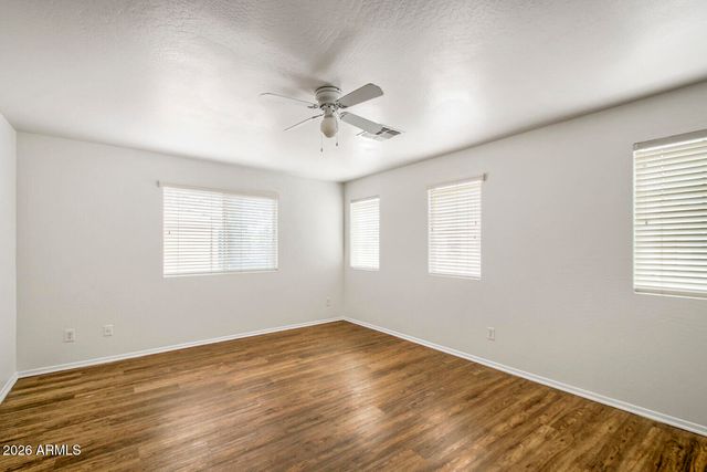 5211 W Warner St Street, Phoenix, AZ 85043
